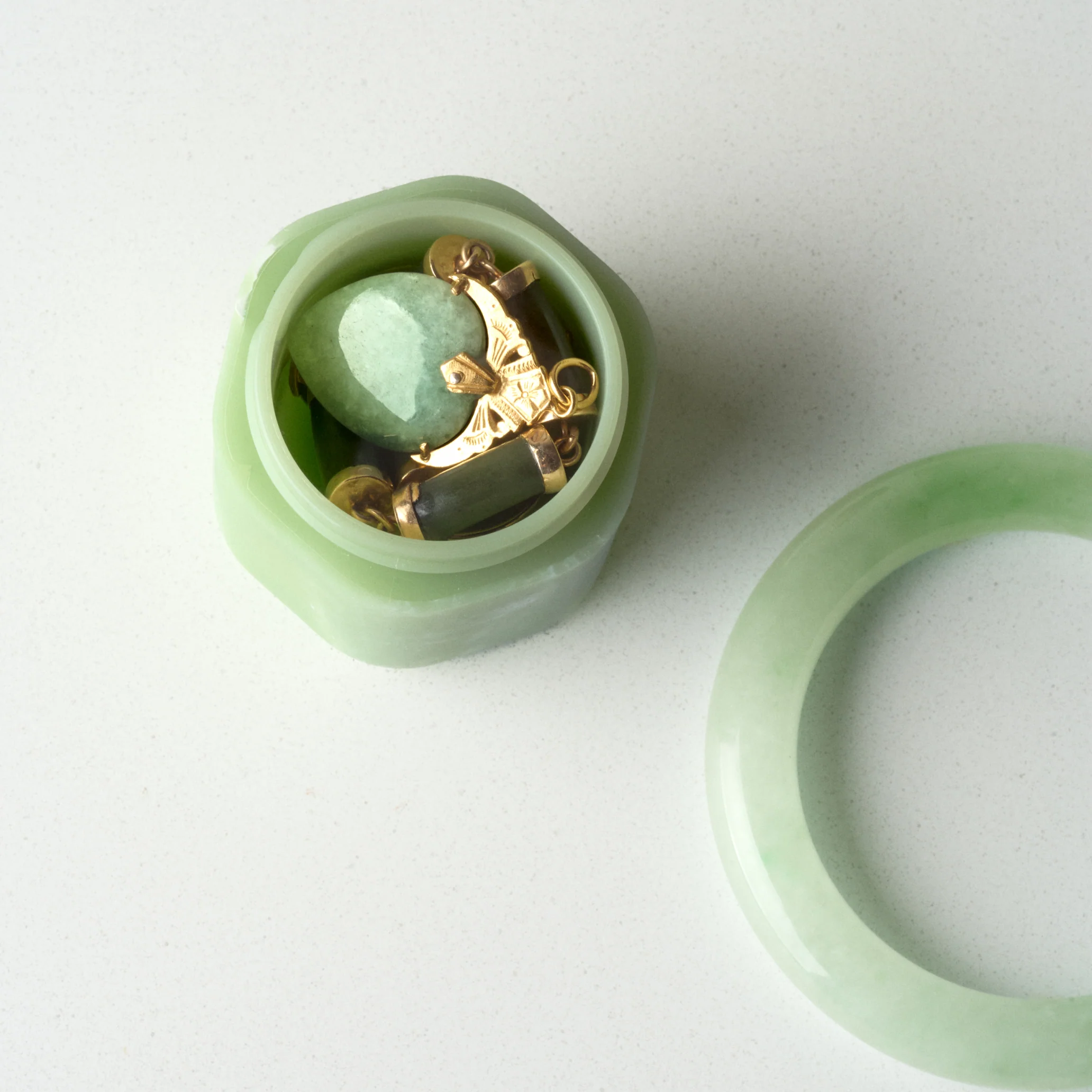 The Capsules in Jade - Image 10