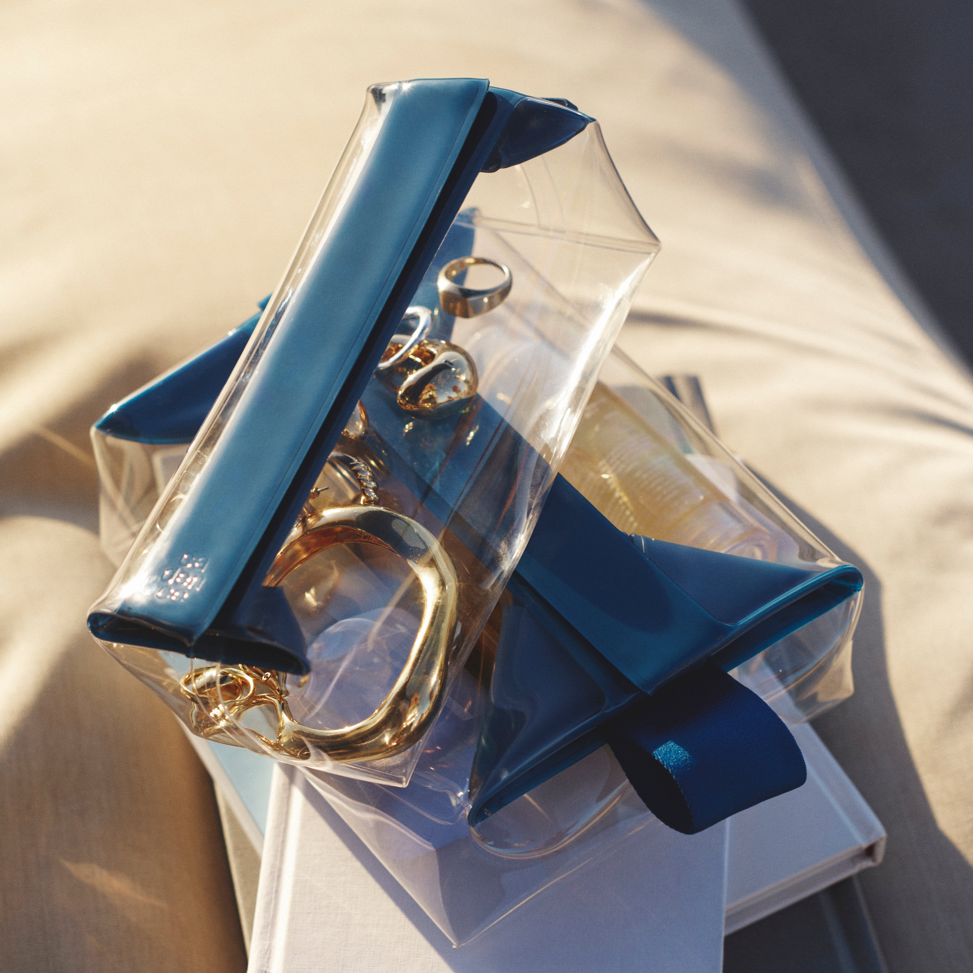 The Small Parcel - Image 7